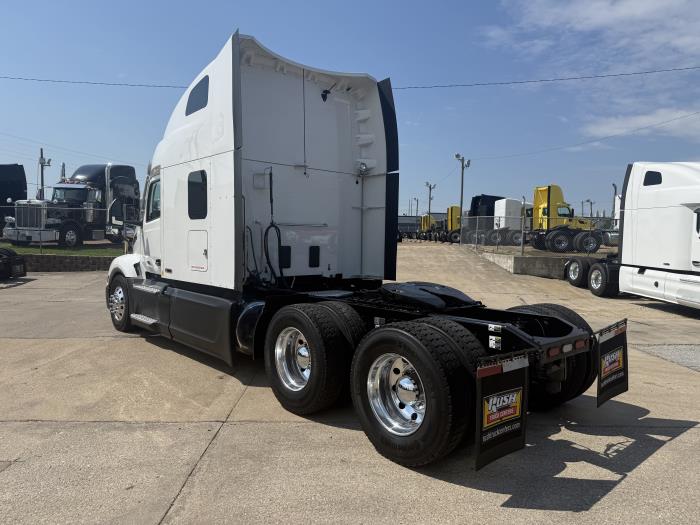 2022 Peterbilt 579-42