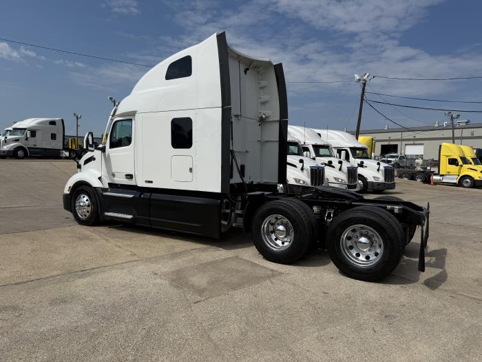 2022 Peterbilt 579-41