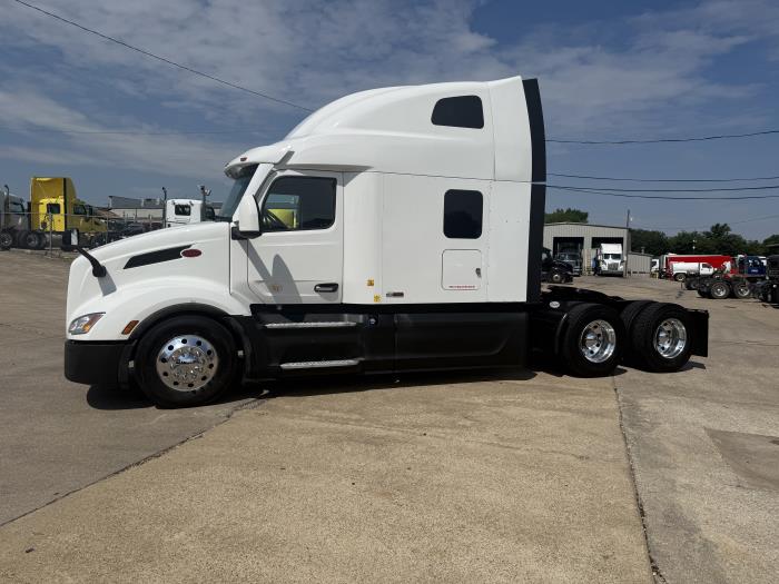 2022 Peterbilt 579-47