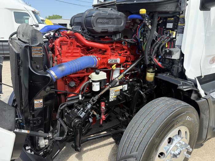 2022 Peterbilt 579-49