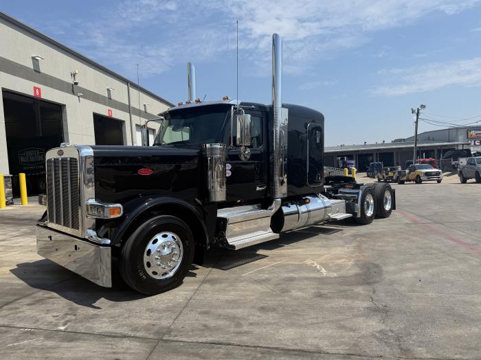 2027 Peterbilt 589-2