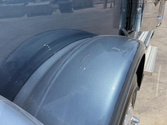 2027 Peterbilt 589-7