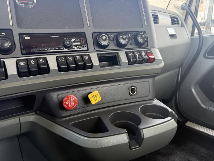 2021 Kenworth T680-7