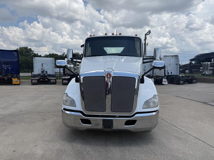 2021 Kenworth T680-2