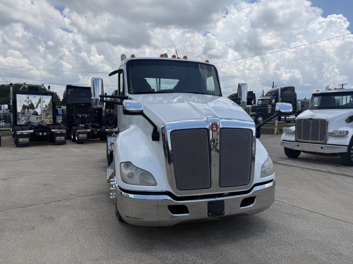 2021 Kenworth T680-17