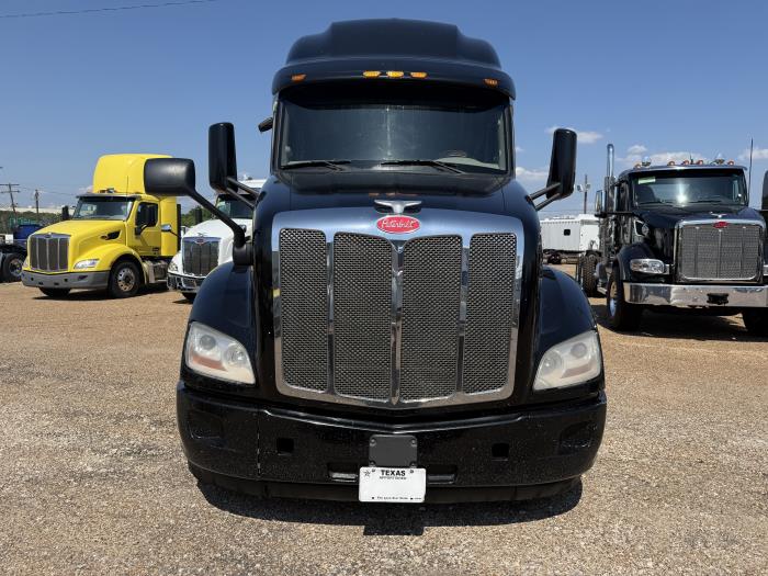 2019 Peterbilt 579-23