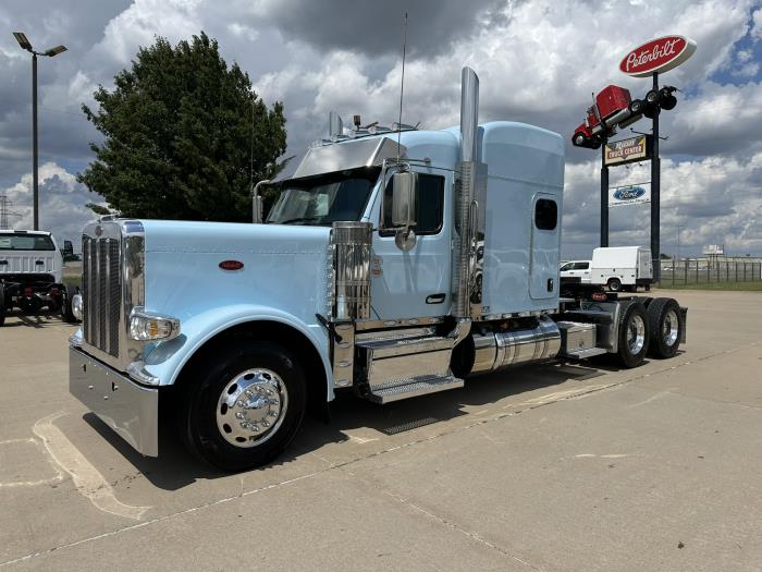 2025 Peterbilt 589-0