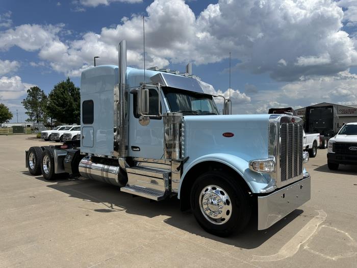 2025 Peterbilt 589-1