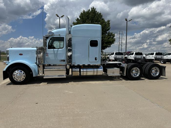 2025 Peterbilt 589-5