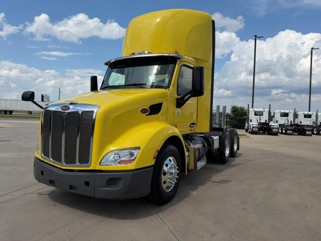 2021 Peterbilt 579-0