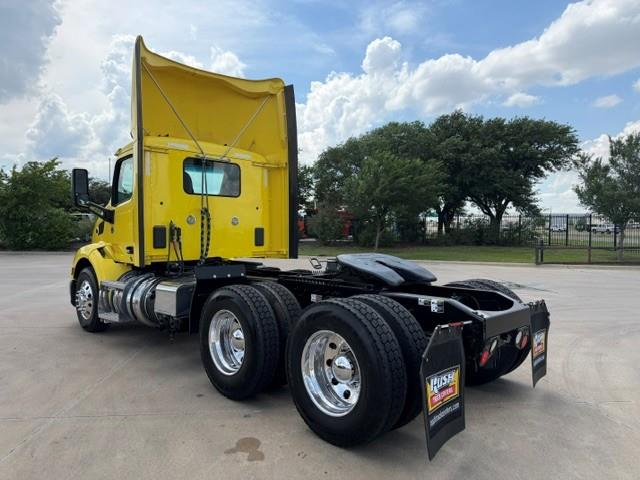 2021 Peterbilt 579-3