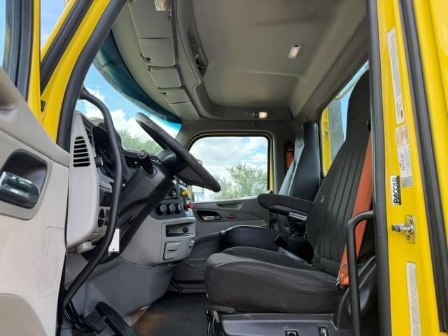 2021 Peterbilt 579-23