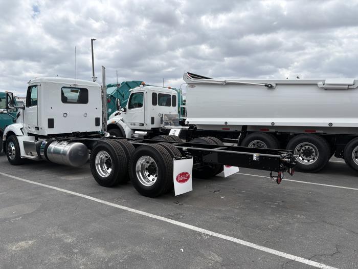 2027 Peterbilt 579-4