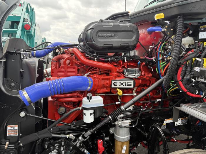 2027 Peterbilt 579-6