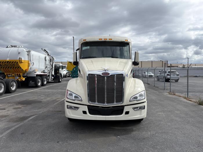 2024 Peterbilt 579-2
