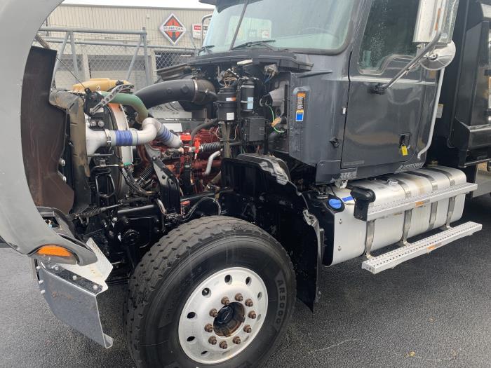 2021 Mack Granite 64FT-6