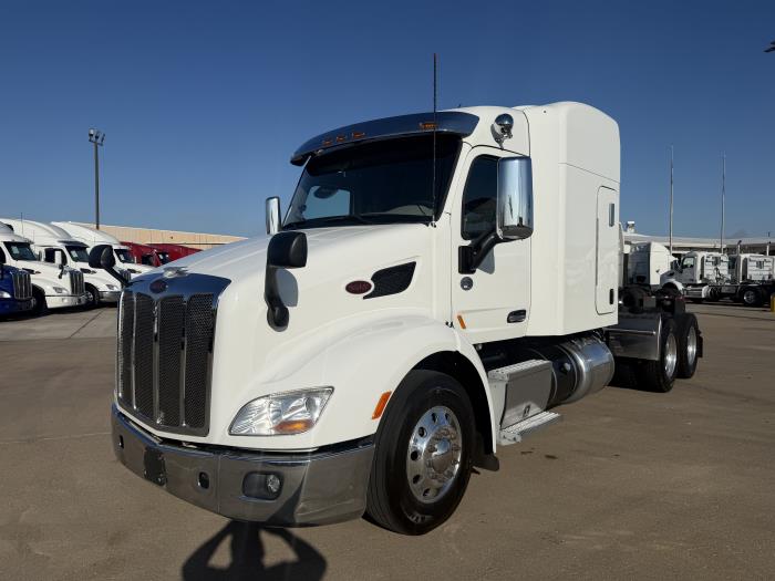 2021 Peterbilt 579-1