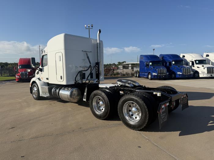 2021 Peterbilt 579-3