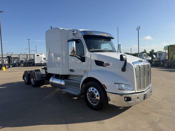 2021 Peterbilt 579-7