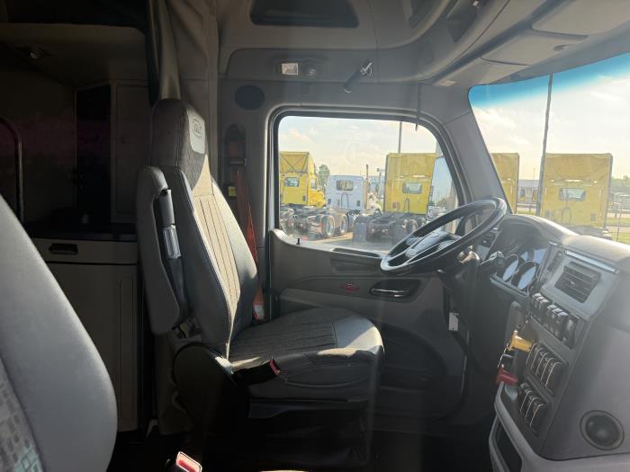 2021 Peterbilt 579-23