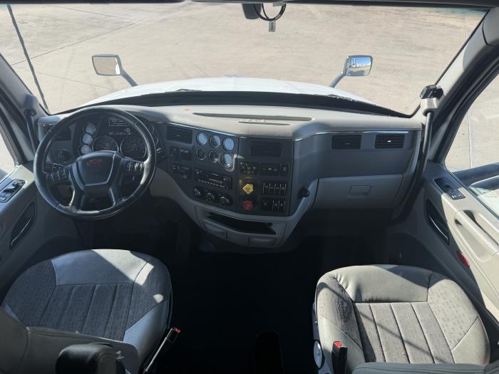 2021 Peterbilt 579-31