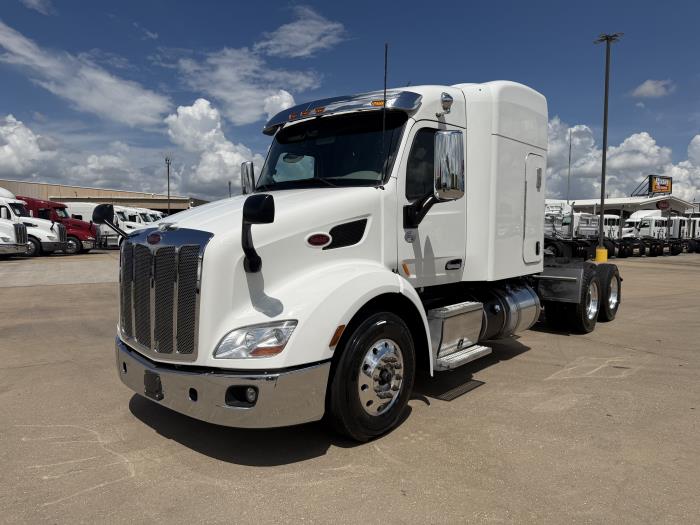 2021 Peterbilt 579-1