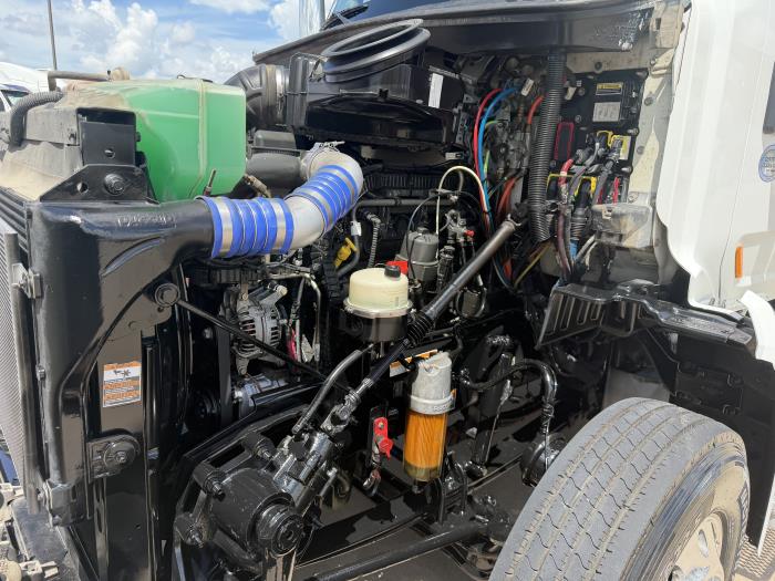 2021 Peterbilt 579-16