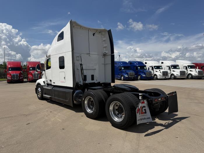 2022 Peterbilt 579-3
