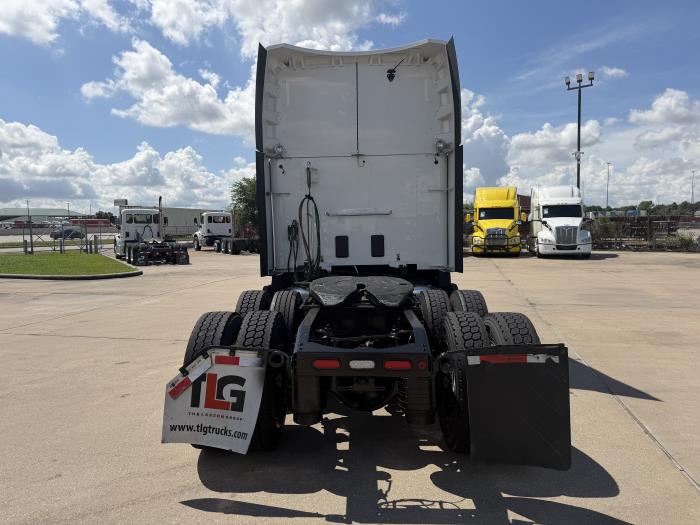 2022 Peterbilt 579-4