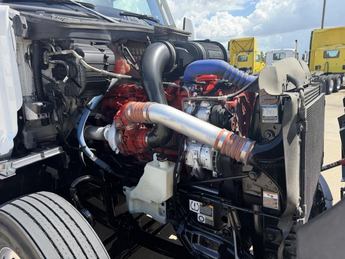 2022 Peterbilt 579-19