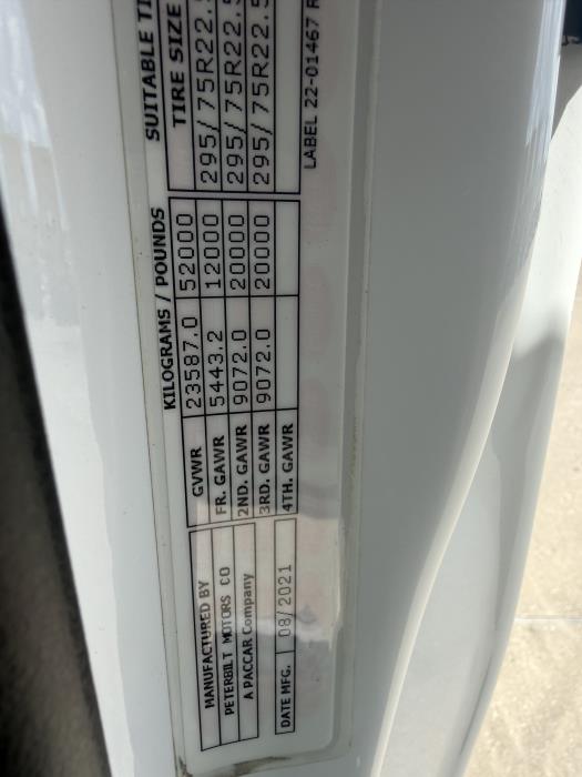 2022 Peterbilt 579-26