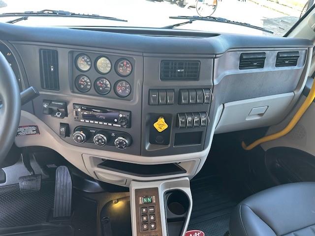 2027 Peterbilt 567-14