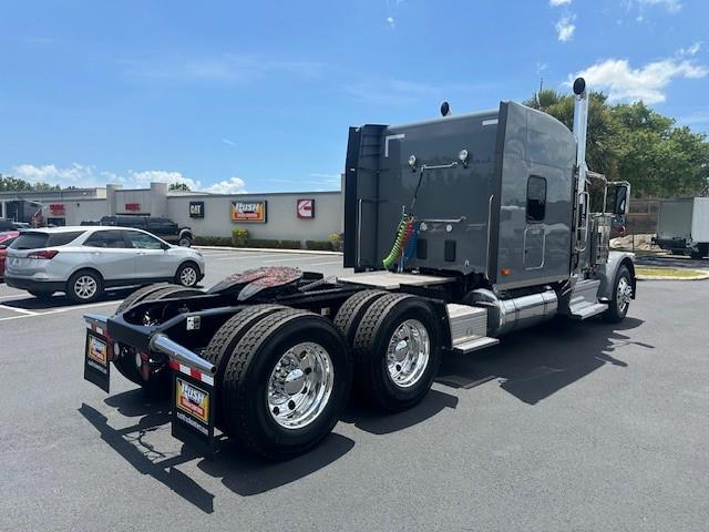 2027 Peterbilt 589-5