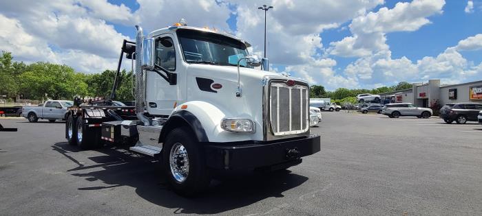 2019 Peterbilt 567-2