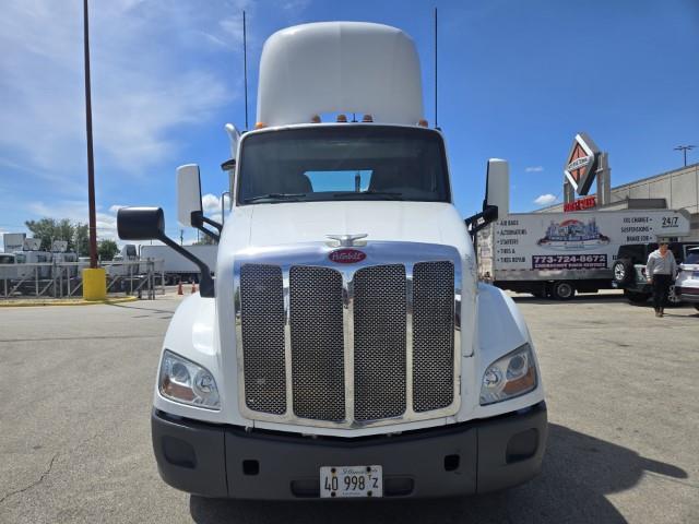 2016 Peterbilt 579-2