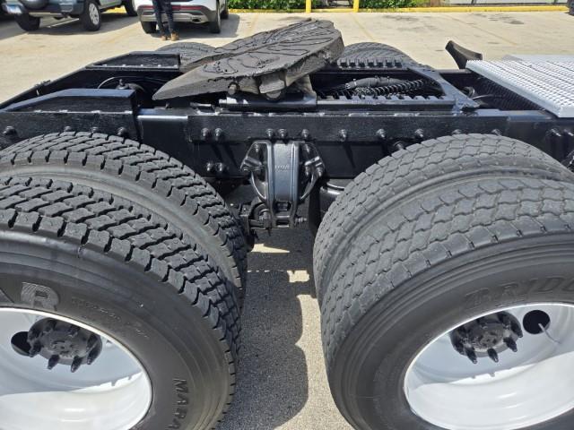 2016 Peterbilt 579-15