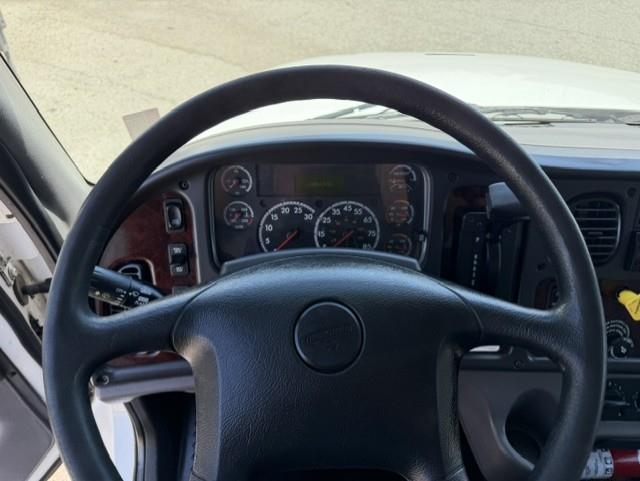 2019 Freightliner Business Class M2 106-10