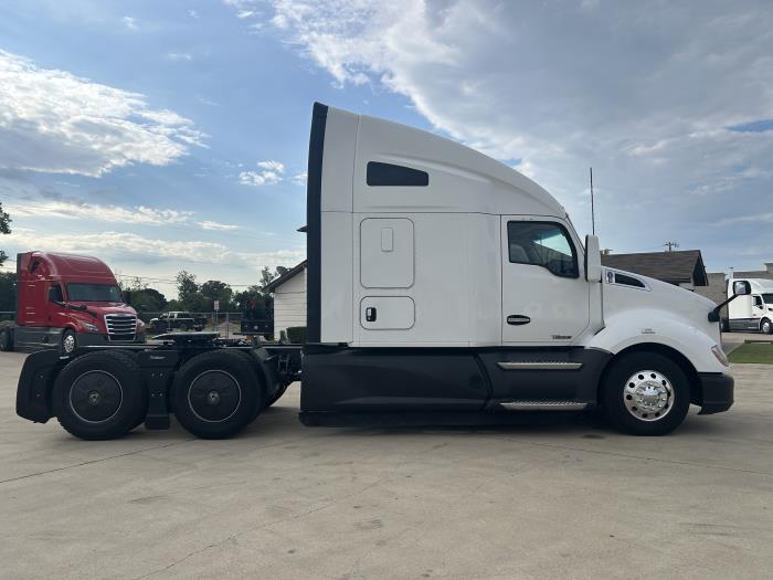 2021 Kenworth T680-3
