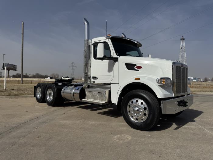 2027 Peterbilt 567-3