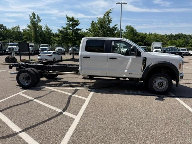 2026 Ford F-550-6