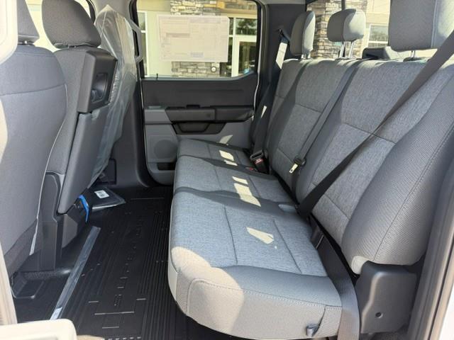 2026 Ford F-550-9