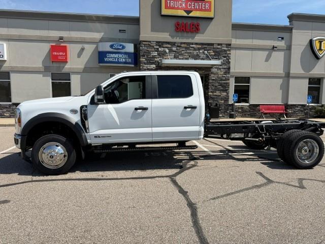 2026 Ford F-550-1