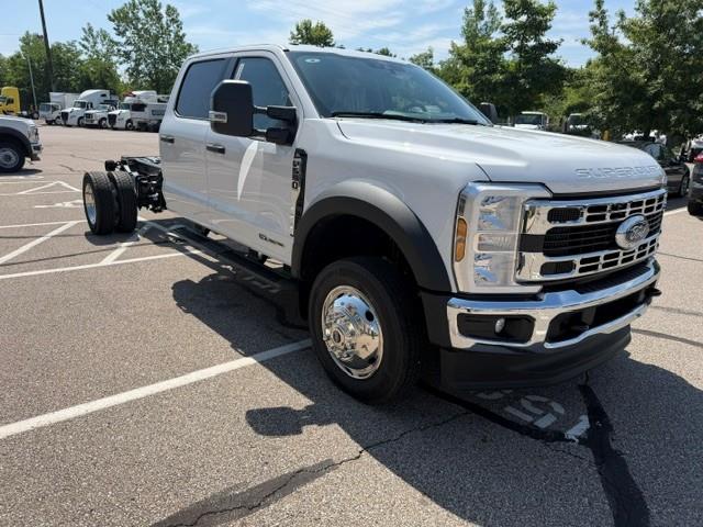 2026 Ford F-550-14