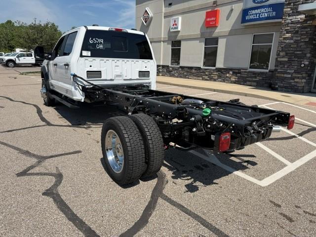 2026 Ford F-550-16