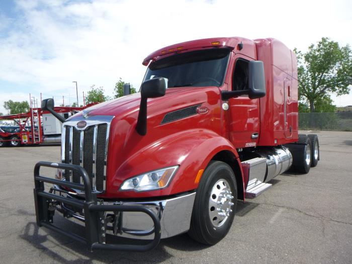 2023 Peterbilt 579-0
