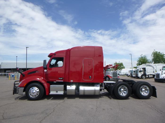 2023 Peterbilt 579-1