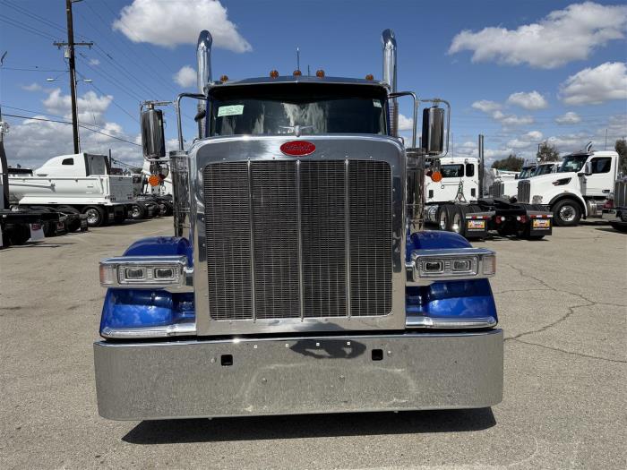 2027 Peterbilt 589-1