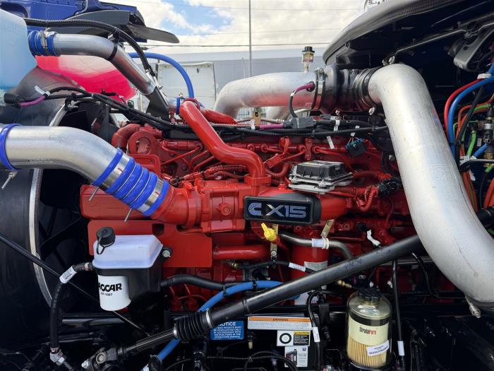 2027 Peterbilt 589-12