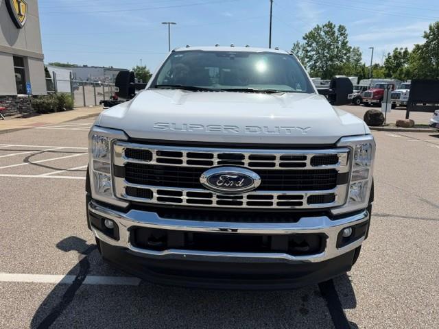 2026 Ford F-550-10