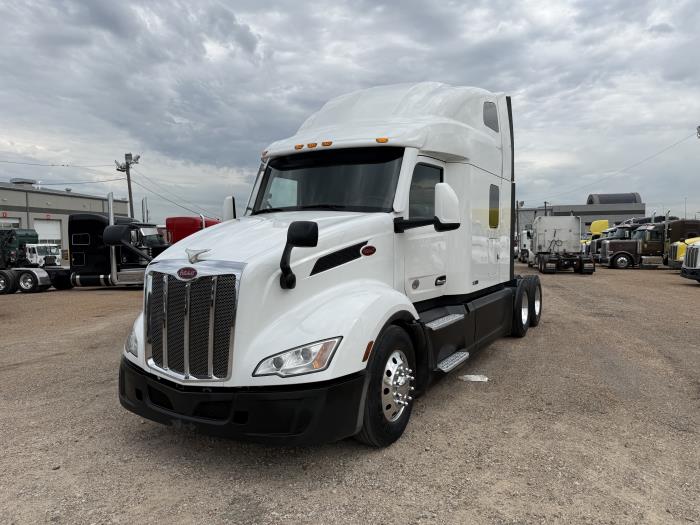 2022 Peterbilt 579-21